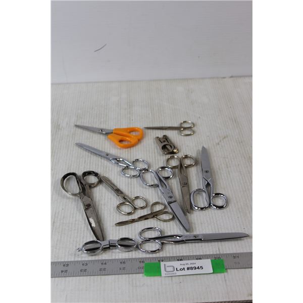 (12) Assorted Scissors