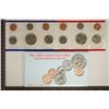 Image 2 : 1994 US MINT SET (UNC) P/D (WITH ENVELOPE)