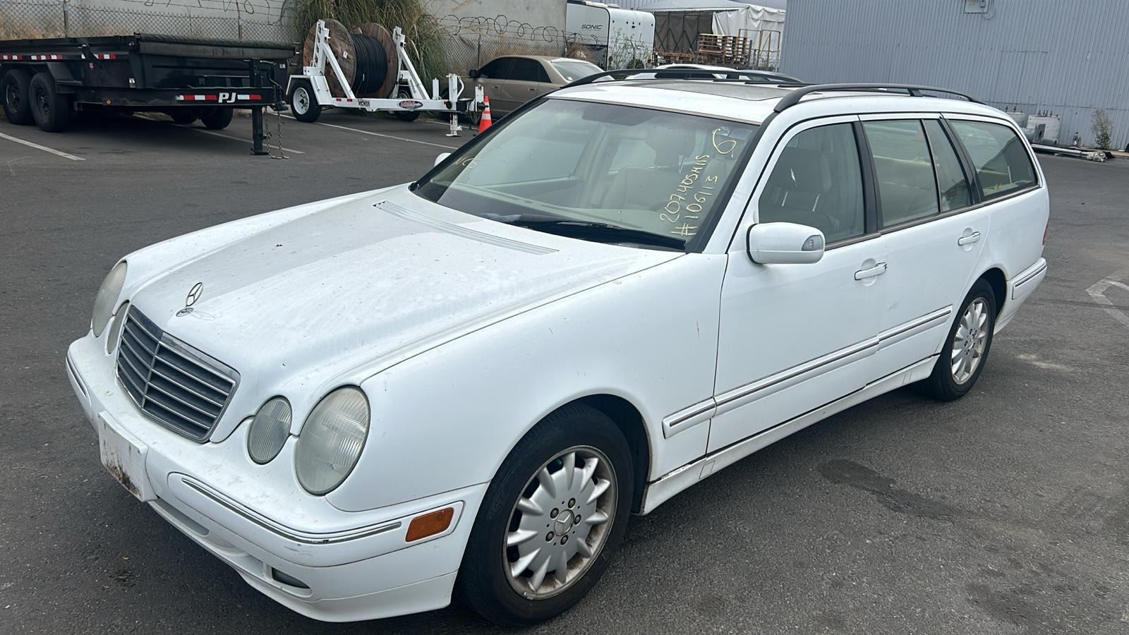 2000 Mercedes-Benz E-Class
