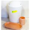 Image 1 : BATHROOM ACCESORIES