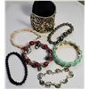 Image 1 : 18)  LOT OF 7,  ALL DIFFERENT BRACELETS.