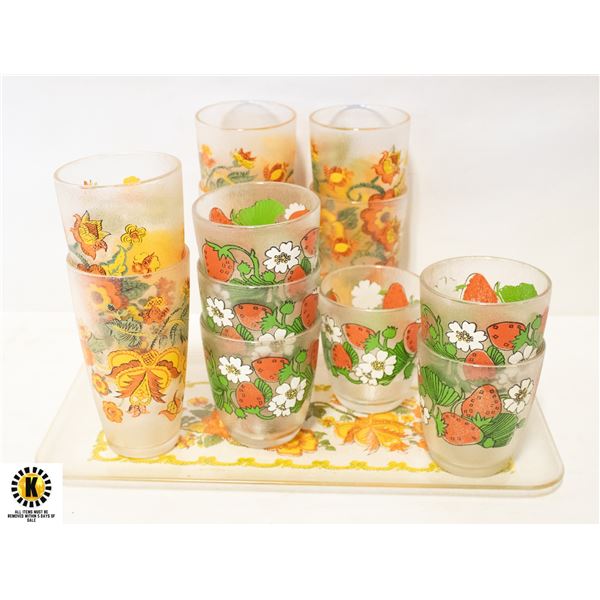 VINTAGE TRAY  12 CUPS