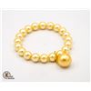 Image 1 : #22-SEA SHELL PEARL BRACELET 10-16 MM