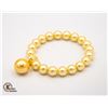 Image 1 : #21-SEA SHELL PEARL BRACELET 10-16 MM