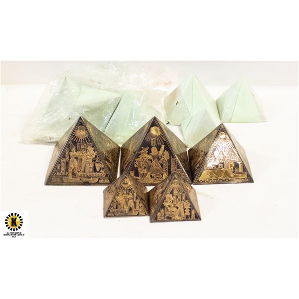 VINTAGE ETCHED EGYPTIAN PYRAMID METAL PAPERWEIGHT