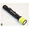 Image 1 : PELICAN PROGEAR 2360 LED FLASHLIGHT, BLACK