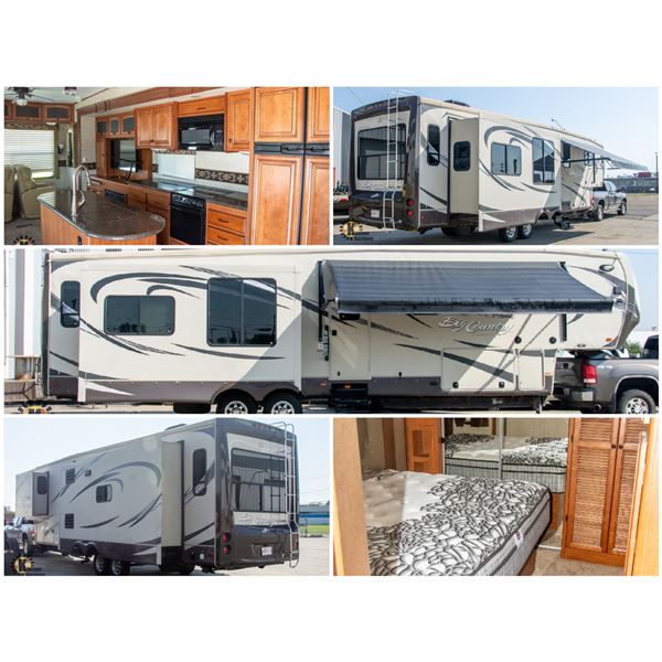 FEATURED 2012 5TH WHEEL TRAILER