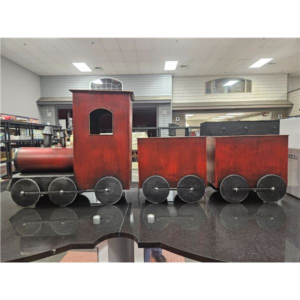 LARGE DECORATIVE TIN TRAIN
