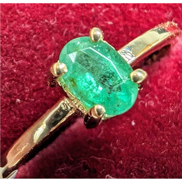 BZ1998-84A 10K 1.5G EMERALD 0.5CT RING
