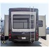 Image 3 : 2012 BIG COUNTRY 3650 RL 5TH WHEEL HOLIDAY TRAILER