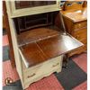 Image 2 : VINTAGE FARMHOUSE STYLE SECRETARY DESK/HUTCH
