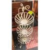 Image 1 : VINTAGE 3-TIER STAND 32"