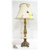Image 1 : VINTAGE BRASS LAMP
