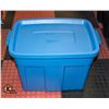 Image 1 : NEW RUBBERMAID 68 LITRE ROUGHNECK TOTE WITH LID