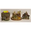 Image 1 : 3 COLLECTIBLE HOUSES - VARIOUS MAKERS