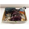 Image 1 : FLAT OF JEWELRY, WALLETS, SOCKS, WRIST