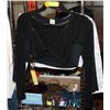 Image 1 : 3 NEW "CROP" STYLE TOPS LADIES SIZE SMALL