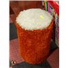 Image 1 : SHAGGY CARPETED CAT SCRATCHING POST