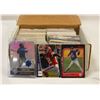 Image 1 : BOX COLLECTIBLE BASEBALL CARDS SOME AS EARLY 1950S