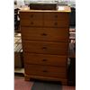 Image 1 : MARIUS OUELLET WOODEN 5 DRAWER DRESSER