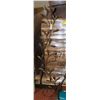 Image 1 : METAL LEAF WALL HANGING