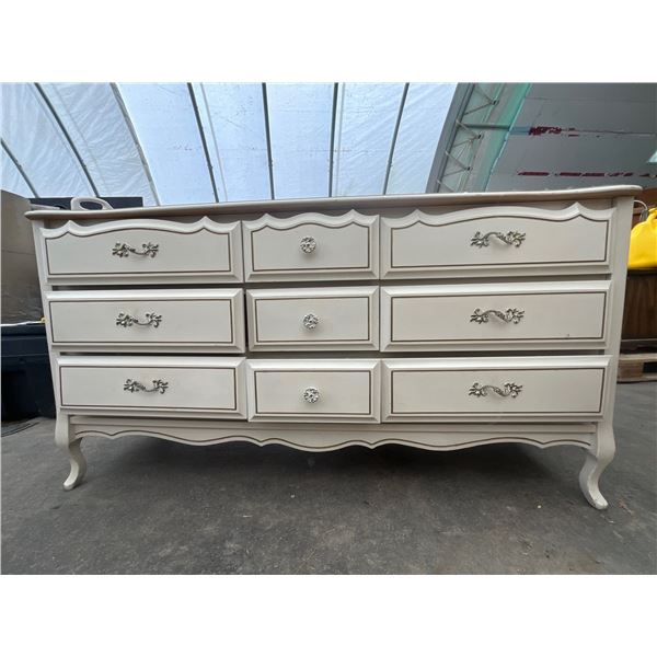 9 Drawer Dresser 60Wx18.5Dx31H