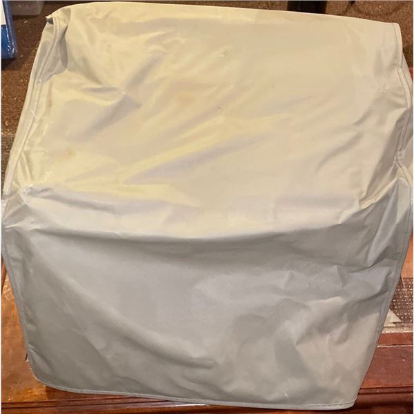 Vintage Typewriter "Royal's w/ Dust Cover