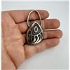 Image 1 : Zuni Sterling Silver Badger Paw Key Ring