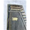 Image 2 : Antique Autoharp