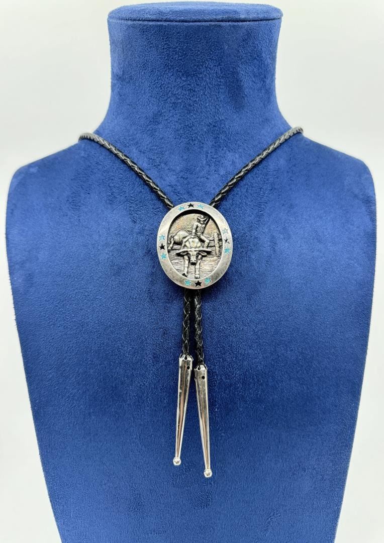 Western Cowboy Rodeo Bull Riding Bolo Tie