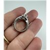 Image 4 : 14k White Gold and Diamond Ring