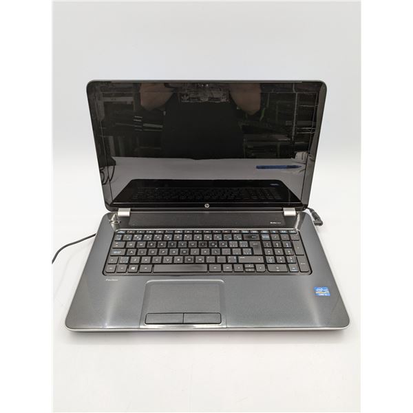 HP 17-e033ca Laptop - SKU 5672