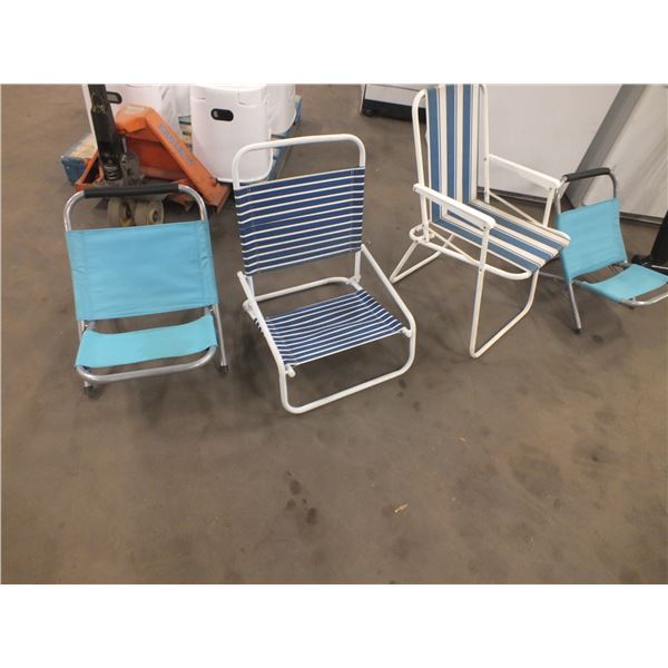 4 Beach Chairs & 1 Vacuum