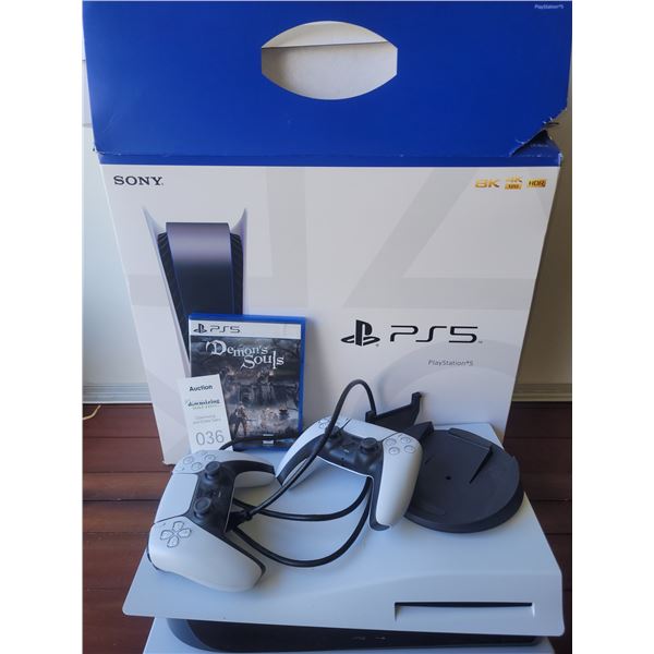 Play Station 5 B