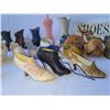 Image 10 : Miniature Shoe Collection A
