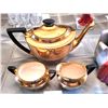 Image 2 : Crown Devon Tea Set A