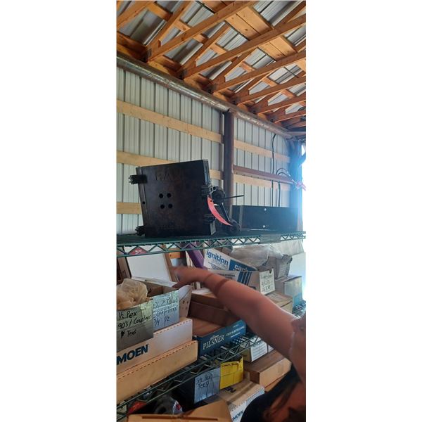 LAPTOP MOUNT WITH ADJUSTABLE A POLE AND SWINGING ARM - RETAILS AT $530