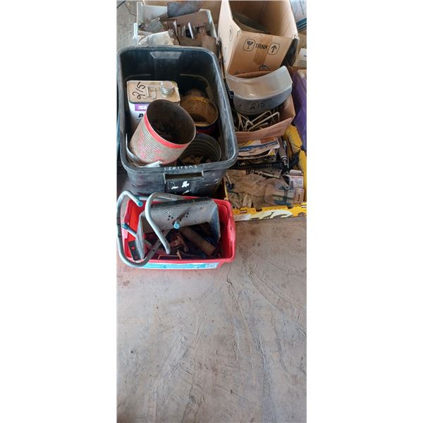 GLUE 1/2" PEX CLIPS AND BOX OF HINDGES MISC
