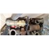 Image 10 : PALLET OF BLACK IRON FITTINGS ASSORTED SIZES
