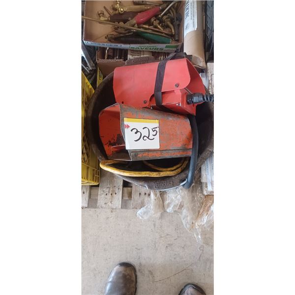 RIDGID METAL BOWL AND 2 FOOT PEDALS