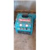 Image 2 : MAKITA MODEL MAC2400 2.2CFM 90 PSI AIR COMPRESSOR