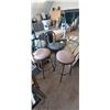 Image 1 : THREE BAR STOOLS