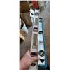 Image 4 : 2 X 24" LEVELS AND CHAIN BOOMER AND BOX OF HEAT TAPE BROKEN