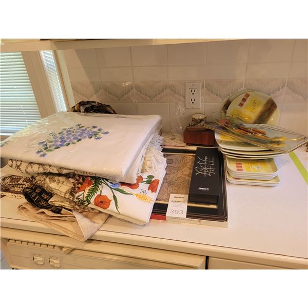 Tablecloths, Huusk Knife, Serveware A