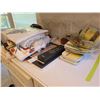 Image 2 : Tablecloths, Huusk Knife, Serveware A