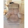 Image 1 : Rocker Recliner A