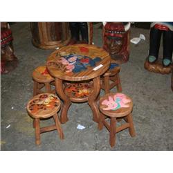 WINNIE THE POOH KIDS TABLE & 4 CHAIRS