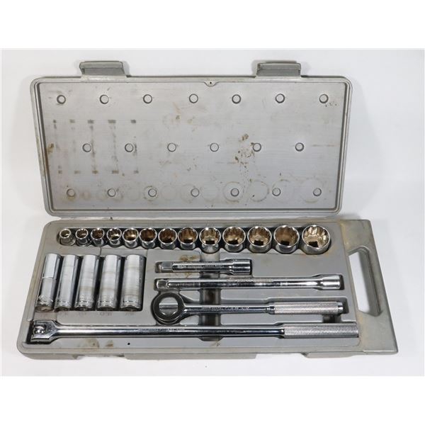JOHN DEERE SOCKET SET