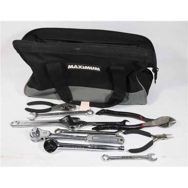 MAXIMUM HEAVY DUTY TOOL BAG W/ TOOLS
