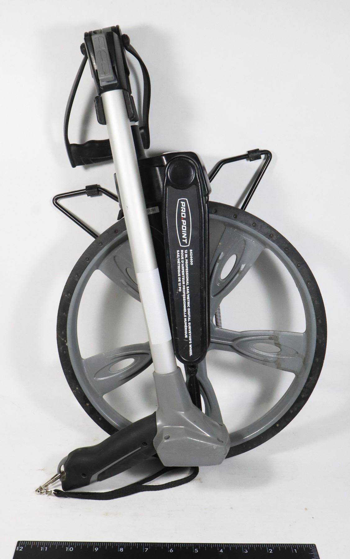 ROLLING DISTANCE MEASURING TOOL